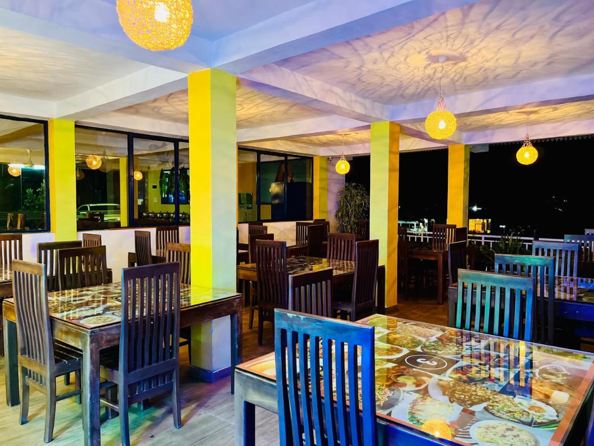 Hotel Grand Adamspeak Nallathanniya Exterior foto